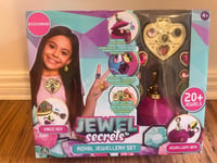 Jewel Secrets Box Royal Jewellery Set Unlock & Add Water to Magic Stones Girls