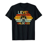 Gamer 16th Birthday Gift for 16 Years Old Level 16 Unlocked T-Shirt