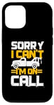 Coque pour iPhone 15 Pro Tow Truck Driver Design On Back Of Clothing