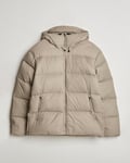 Peak Performance Frost Oversized Down Puffer Avid Beige