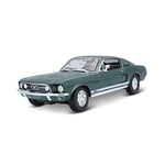 Maisto-531166 Ford Maquette Mustang GTA Fastback 1967-Echelle 1/18, 31166, Vert, 25x10x8cm