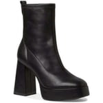 Bottines Tamaris  black elegant closed booties