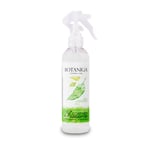 Turkin kampausneste Botaniqa Show Line Detangling Coat Milk koirille, 250ml.