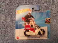 HOT WHEELS 2023 160/250 HONDA SUPER CUB CUSTOM NEW ON CARD with saddle box