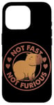 Coque pour iPhone 16 Pro Badge parodie du film Capybara avec inscription « Not Fast Not Furious »