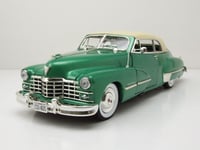 Cadillac Série 62 Convertible 1947 Vert Maquette de Voiture 1:18 Auto World