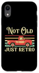 Coque pour iPhone XR Not Old Just Retro – Voiture classique rouge vintage Pickup Truck