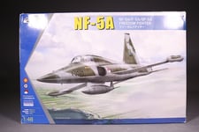 LP495 KINETIC 48110 Maquette 1/48 1:48 Avion militaire NF-5A Freedom fighter