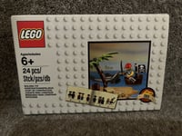 LEGO 5003082 Classic Pirate Minifigure Promotional Building Set - New in Box