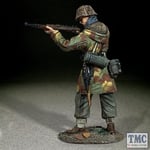 B25129 W.Britain German Waffen SS in Italian Camo Standing Firing K-98