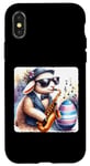 Coque pour iPhone X/XS Agneau dans des lunettes de soleil jouant du saxophone dans un club de jazz Pâques