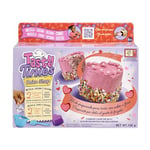 Tasty Tinies - Gâteau Fraise - Kit Pâtisserie Créatif pour Enfants dès 6 Ans - Kit Cuisine avec 2 Préparations pour Gâteaux + Glaçage Rose + Déco Arc en Ciel + Accessoires - Cuisson Micro Ondes 25s