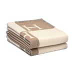 Röd H-filt Cashmere Blended Crochet Bärbar 135x170cmkhaki null none-WELLNGS