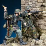 1/35 Resin Figure Model Kit German Soldiers Waffen-SS WWII Unpainted Unassambled