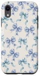 Coque pour iPhone XR Charmant ruban en toile bleue et blanche avec nœuds en forme de fleur