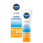 NIVEA UV Face Shine Control SPF50 (50 ml), crème solaire pour le visage, crème hydratante avec SPF50 pour un usage quotidien, crème solaire pour une protection immédiate UVA/UVB