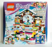 Lego Friends 41322 Snow Resort Ice Rink - La patinoire de la station de ski