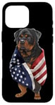 Coque pour iPhone 16 Pro Max Chien Rottweiler patriotique enveloppé dans un drapeau américain américain