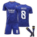 Real Madrid Borta Kungliga Fotbollsdräkter Fotbollströja T-shirt 22/23 Vuxna barn - on stock 8 Kroos 28(150-160CM)