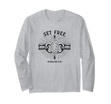 Freedom by God Romans 6:9 Jesus Christ Chain Breaker Long Sleeve T-Shirt