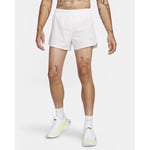 Nike Fast Men's Dri-FIT 3" Brief-Li SUMMIT WHITE/REFLECTIVE SILV, storlek Small