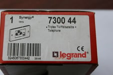 legrand Synergy 7300 44 White Screened Triplexer TV/FM/Satellite/phone sockets