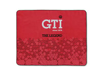 BRISA VW Collection - Volkswagen Picnic Cuddle Throw Blanket GTI (GTI The Legend/Red/200x150cm/59x78.7 in.)