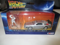 Corgi 1:36 BACK TO THE FUTURE DELOREAN AND DOC BROWN FIGURE