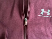 Under Armour Boys Burgundy Full Length zipped Hoodie Top size YSM age 8 Years