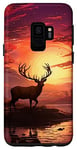 Coque pour Galaxy S9 Cerfs à l'orignal du lac dans la forêt à la nuit wapiti coucher de soleil et arbres.