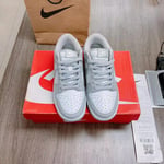 Baskets basses Nike  Nike Dunk Low Grey Fog