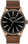 Nixon A1053053-00 The Sentry Sort/Læder Ø42 mm