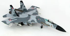 Hobbymaster 1/72 Scale HA6004 Sukhoi Su-27 Flanker B TS-2701  Diecast Airplane