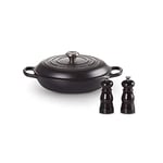 LE CREUSET Signature Cast Iron Shallow Casserole, 30cm, Satin Black, 30 cm + Le Creuset Classic Salt & Pepper Mill Set, Personal Use, Chip-resistant ABS Plastic, Anti-Corrosion, 11 cm, Black Onyx