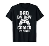 Humorous Dad Gaming Fathers Day Gift Gamer Dad Jokes T-Shirt