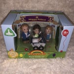 ELC Happyland 2015 Royal Family Happy Palace Toy Playset Will Kate Harry & Baby