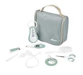 Béaba, Trousse de Toilette Bébé Nomade - 9 Accessoires dont Thermomètre de Bain, Thermomètre Digital, Anneau de Dentition, Masseur de Gencives, Mouche Bébé Manuel, Vert sauge