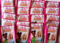 Barbie DreamHouse Adventures 20 pochettes neuves Panini Mattel Sticker