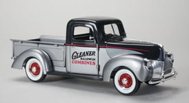 Ford Pick Up 1940 Glaneur 1:25 Model Speccast