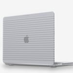 Tech21 EvoWave cover for MacBook Air 13" (2022-2024) - Clear