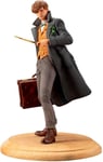 Fantastic Beasts The Crimes of Grindelwald Newt Scamander Artfx+ Statue 18cm