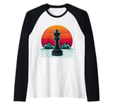 King Chess Piece Retro Vintage Gaming 80s Style Futuristic Raglan Baseball Tee