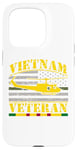 Coque pour iPhone 15 Pro Vietnam Veteran UH -1 Huey Helicopter Crew