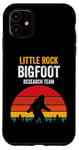 Coque pour iPhone 11 Équipe de recherche Little Rock Bigfoot, Big Foot