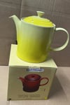 Le Creuset  Stoneware Medium Grand Teapot 1.3L -Soleil ( NEW)