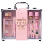 Q-KI YOU'RE A STAR VANITY CASE 23 PIECES. NEW. FREE SHIPPING