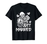 Just Married Halloween Skeleton Bride And Groom Wedding T-Shirt