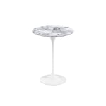 Knoll - Saarinen Round Table Småbord Ø 41 cm - Hvit/Blank Arabescato-marmor - Sidebord - Eero Saarinen