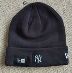 NEW YORK YANKEES Black NEW ERA Baseball Cuff BEANIE HAT MLB Tags Adult