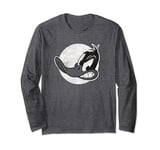 Looney Tunes Daffy Duck Vintage Badge Long Sleeve T-Shirt